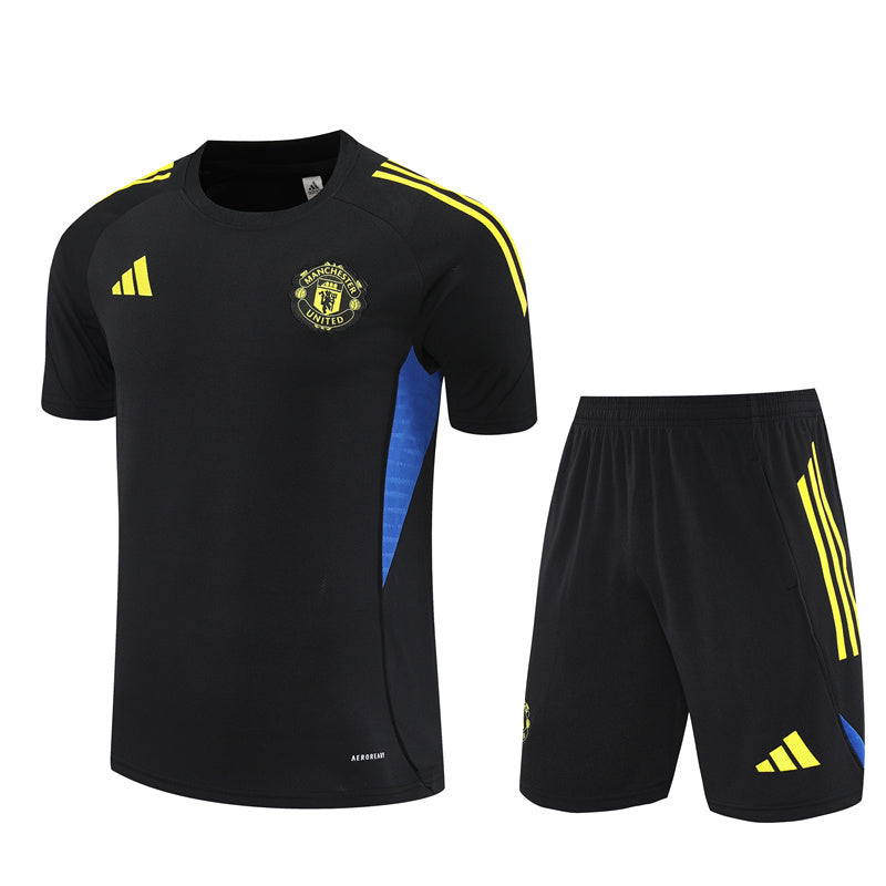 Manchester United Performance Training Kit - Jersey & Shorts