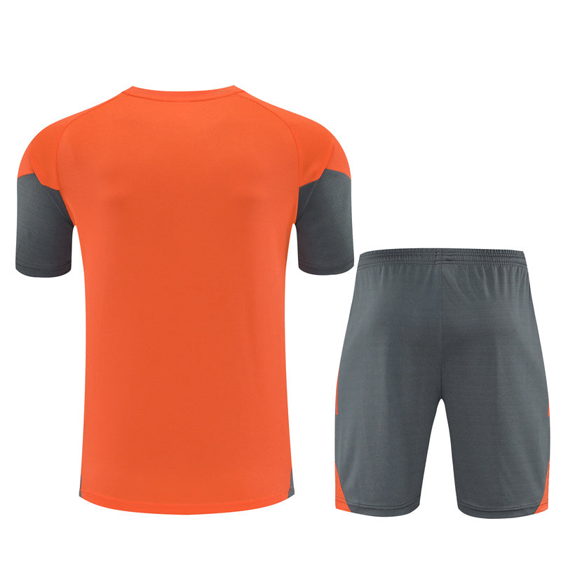 Adidas FC Bayern Munich Training Kit with Crest and Contrast Panels