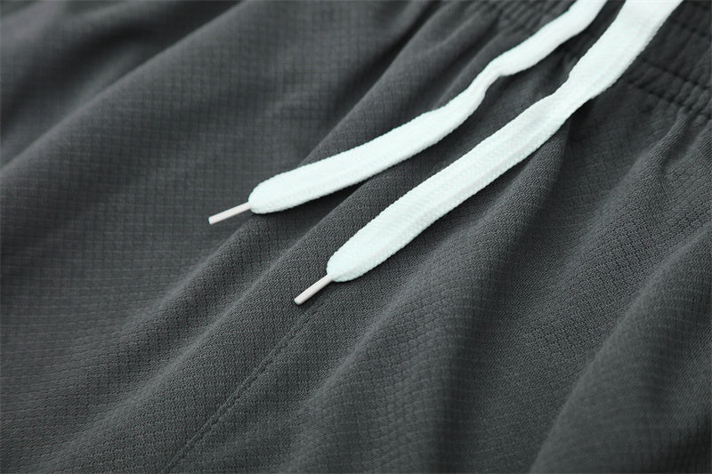 Adidas FC Bayern Munich Training Kit with Crest and Contrast Panels