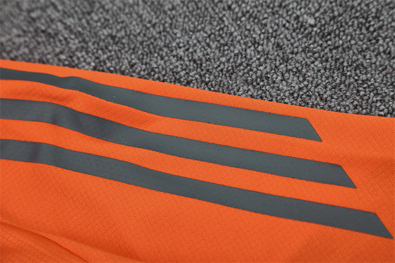 Adidas FC Bayern Munich Training Kit with Crest and Contrast Panels