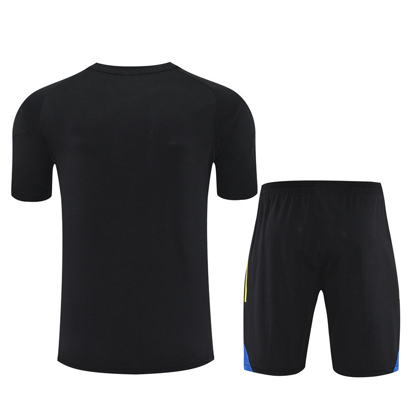 Manchester United Performance Training Kit - Jersey & Shorts