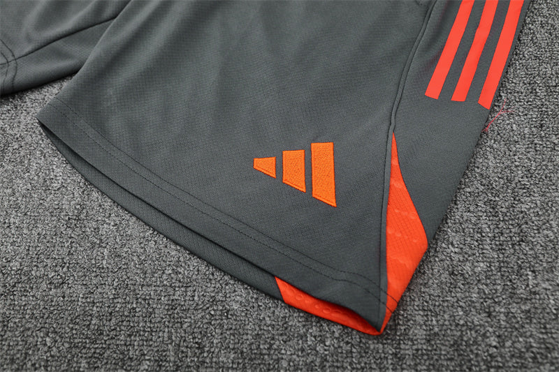 Adidas FC Bayern Munich Training Kit with Crest and Contrast Panels